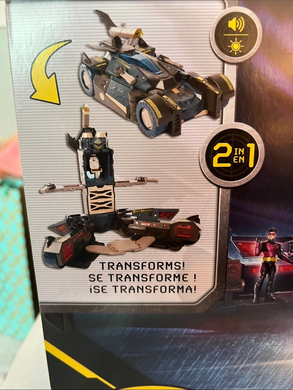 NWT! DC Ultimate Transforming Batmobile – Black and Yellow